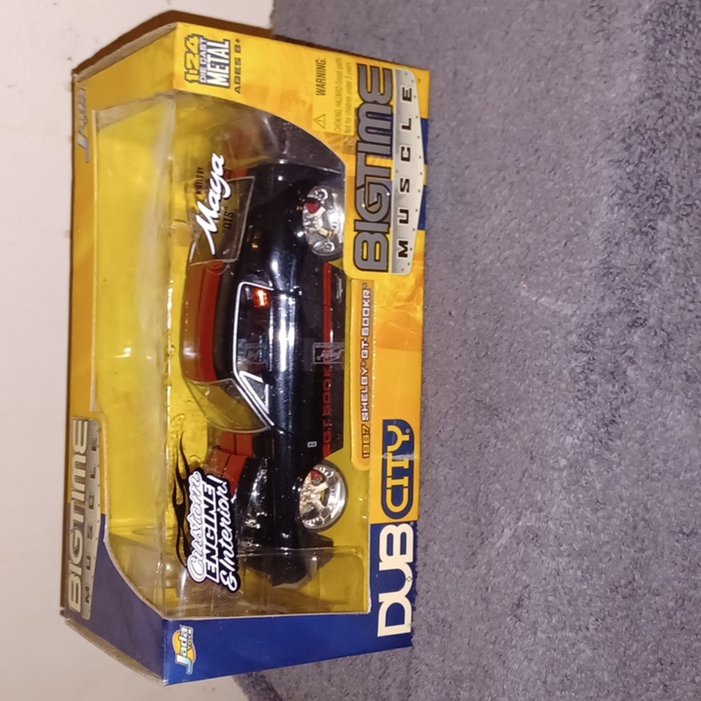 DUB CITY MODEL CAR